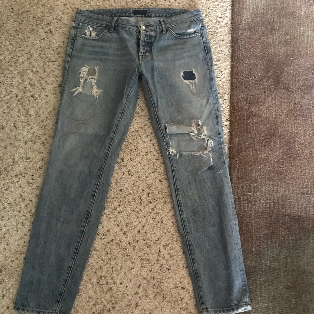 Koral Ripped Boyfriend Jeans